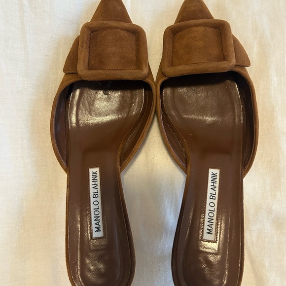 Manolo Blahnik Maysale 50 - Picture 2 of 8